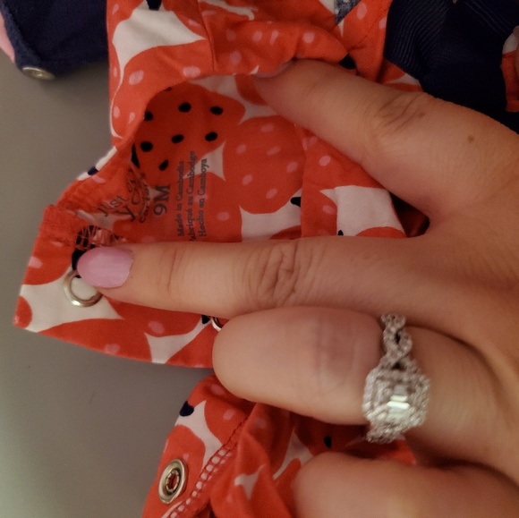 Baby clothes - Picture 2 of 2